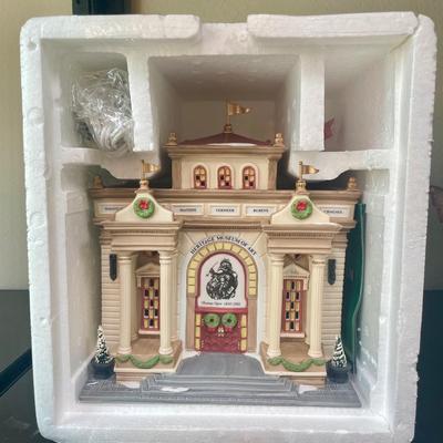 Department 56 Heritage Museum of Art Christmas Village