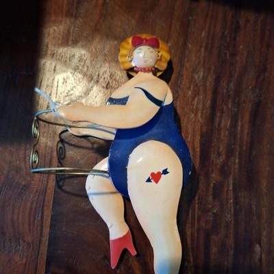 Beach LAdy wine bottle holder