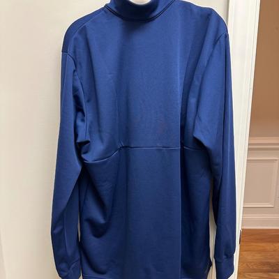 Men’s Adidas Pullovers Long sleeve paired with TaylorMade hats
