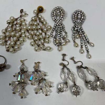 Vintage Jewelry Lot - 4 Dangling Earrings, Pierced & Clip-on plus 1 Ring