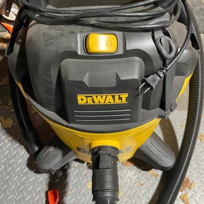 DeWalt shop Vac 34 Liters