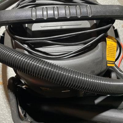 DeWalt shop Vac 34 Liters