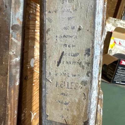 5’ Wooden painters ladder