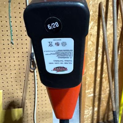 Black & Decker Weed and Hedge Trimer