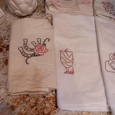 FLOUR SACK DISH TOWELS, BOWLS, SHAKERS AND SUGAR BOWL