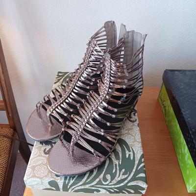 LADIES SAM EDELMAN AND LIME LIGHT SHOES SIZE 11