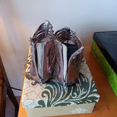 LADIES SAM EDELMAN AND LIME LIGHT SHOES SIZE 11