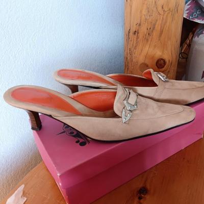 LADIES CARESSA & VANELI DRESS SHOES SIZE 11