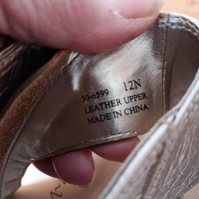 LADIES BELLA-VITA SHOES SIZE 12