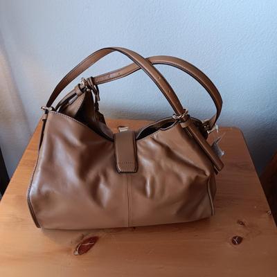 NEW WITH TAG COACH PURSE