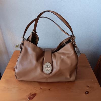 NEW WITH TAG COACH PURSE