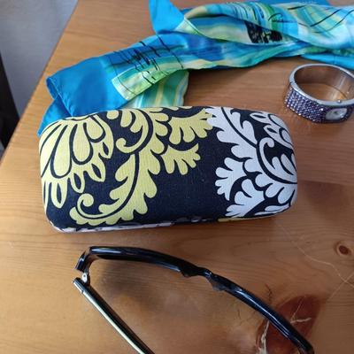 VERA BRADLEY AND 2 OTHER PAIRS OF LADIES SUNGLASSES, 2 WATCHES AND A SCARF