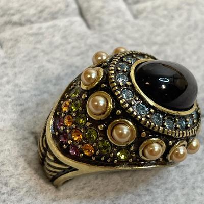 Heidi Daus glass pearl and rhinestone Ring 7