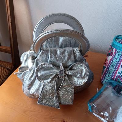 A SWEET SILVER PURSE, CLOTH WALLET AND MAKEUP BAG