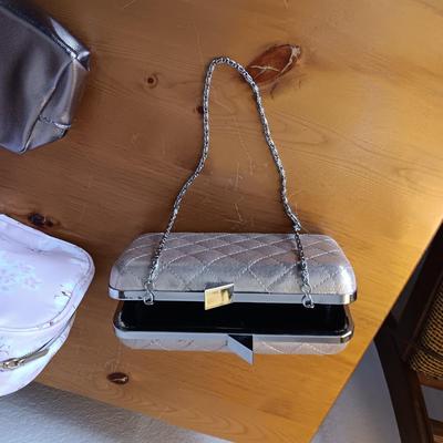 YUMI KIM TRAVEL ORGANIZER, CLUTCH OR SHOULDER PURSE, SUNGLASSES AND SMALL ZIPPERED BAG