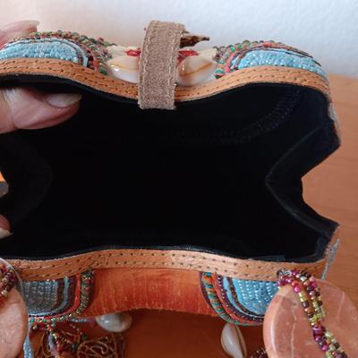 FASCINATING UNIQUE PURSE, A SURE CONVERSATION PIECE PLUS 2 WATCHES
