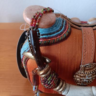 FASCINATING UNIQUE PURSE, A SURE CONVERSATION PIECE PLUS 2 WATCHES