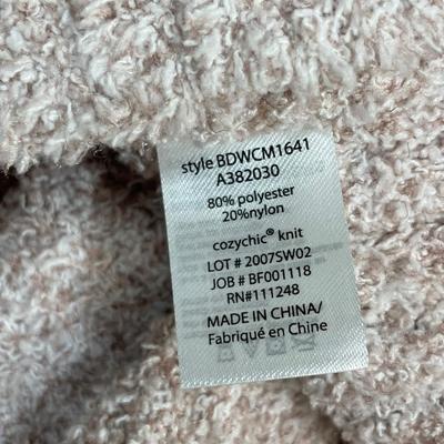 NWT Barefoot Dreams Cozy Chic pullover
