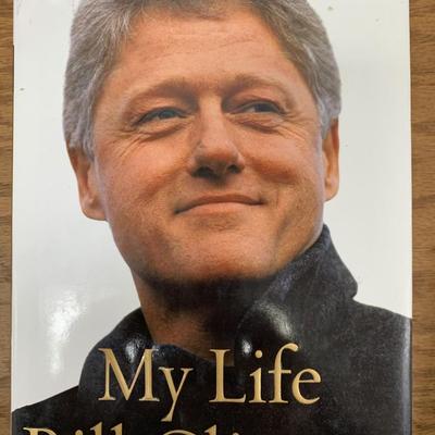 Bill Clinton signed book