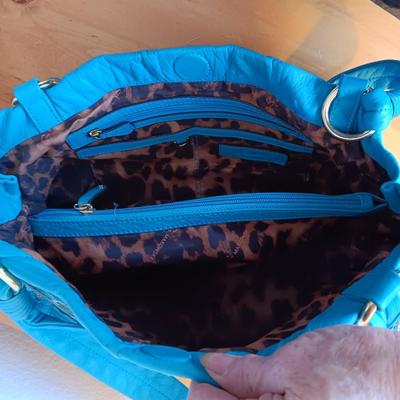 MAKOWSKI LEATHER PURSE AND A VERA BRADLEY WALLET