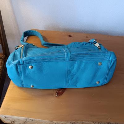 MAKOWSKI LEATHER PURSE AND A VERA BRADLEY WALLET
