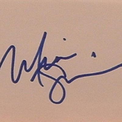 Mira Sorvino signature slip