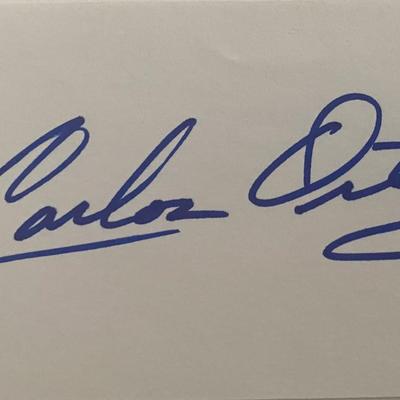 Boxer Carlos Ortiz original signature