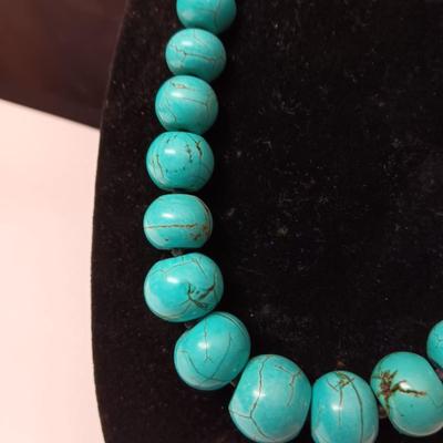 TURQUOISE STYLE BEADED NECKLACE