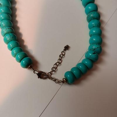 TURQUOISE STYLE BEADED NECKLACE