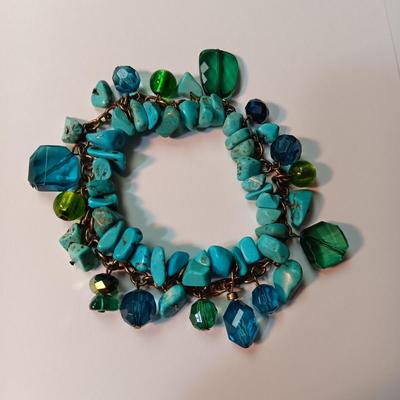 TURQUOISE WITH GLASS BEADS BRACELET