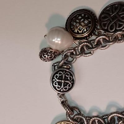 CHARM BRACELET WITH MAGNETIC CLASP