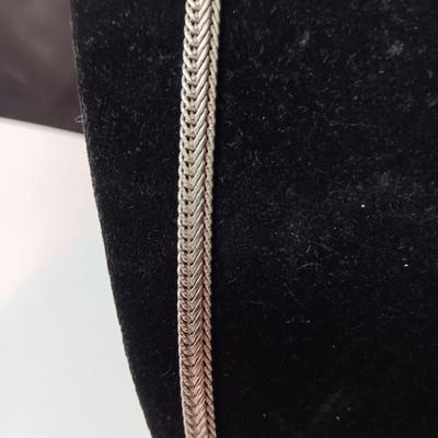 STERLING SILVER CHAIN NECKLACE