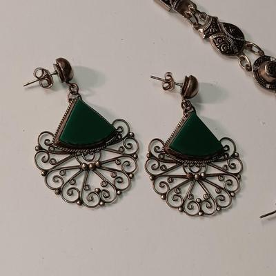 2 BRACELETS (1 MARKED SPAIN) AND 3 PAIRS OF PIERCED EARRINGS