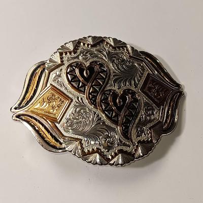 LIKE NEW MONTANA SILVERSMITHS BELT BUCKLE