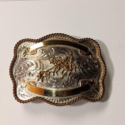 LIKE NEW MONTANA SILVERSMITHS BELT BUCKLE