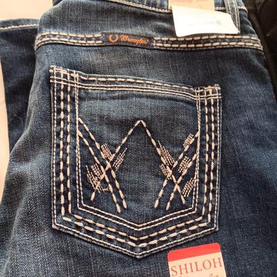 4 PAIRS OF LADIES JEANS SIZE 11/12