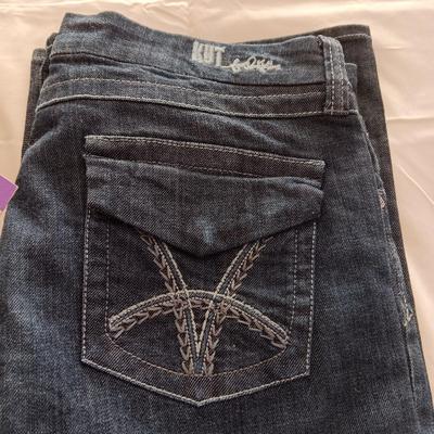 2 NEW, 1 LIKE NEW LADIES JEANS SIZE 11/12