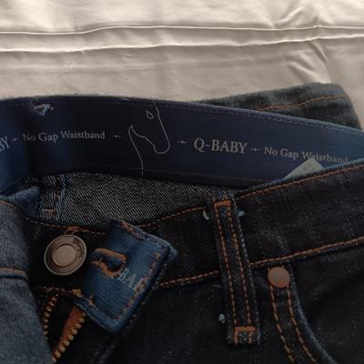 2 NEW, 1 LIKE NEW LADIES JEANS SIZE 11/12