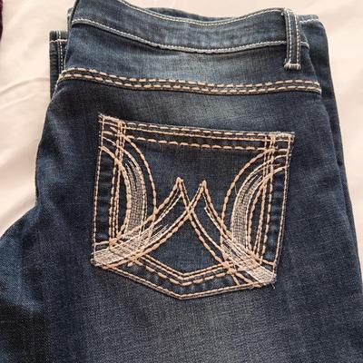 LADIES JEANS AND PANTS SIZE 11/12