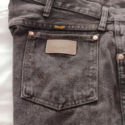1 NEW, 2 LIKE NEW MEN'S JEANS SIZE 36 X 32