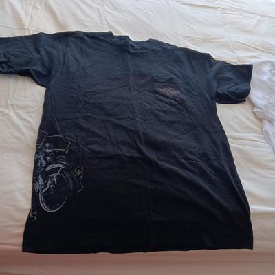 MEN'S HARLEY DAVIDSON LARGE SHIRTS