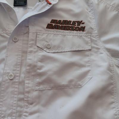 MEN'S HARLEY DAVIDSON LARGE SHIRTS
