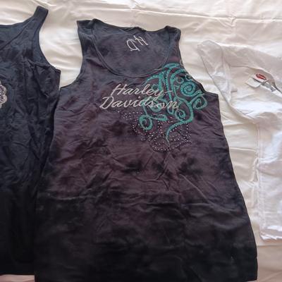 4 LADIES HARLEY DAVIDSON SHIRTS SIZE LARGE