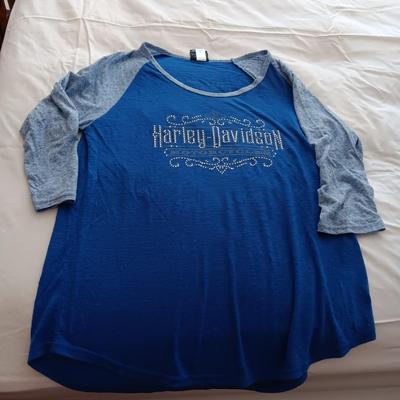4 LADIES HARLEY DAVIDSON SHIRTS SIZE LARGE