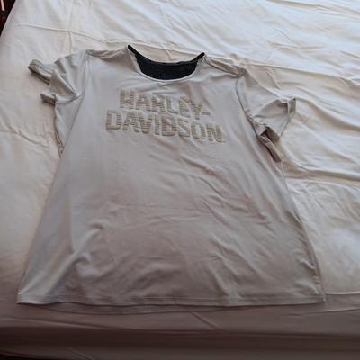 3 LADIES HARLEY DAVIDSON SHIRTS SIZE XL