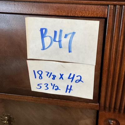 B47-Beautiful 5 Drawer Dresser