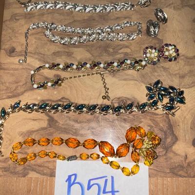 B54-Costume Jewelry