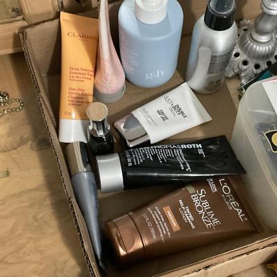 B55-Misc Toiletries+