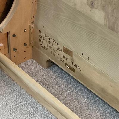 B60-Phenomenal Drexel Heritage Burled Walnut Headboard, footboard, side, rails, and slats