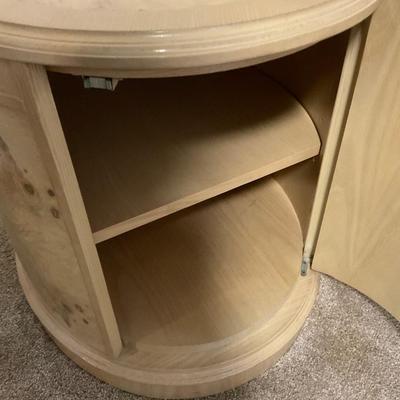 B62-Night Stand-Drexel Heritage-Burled Walnut
